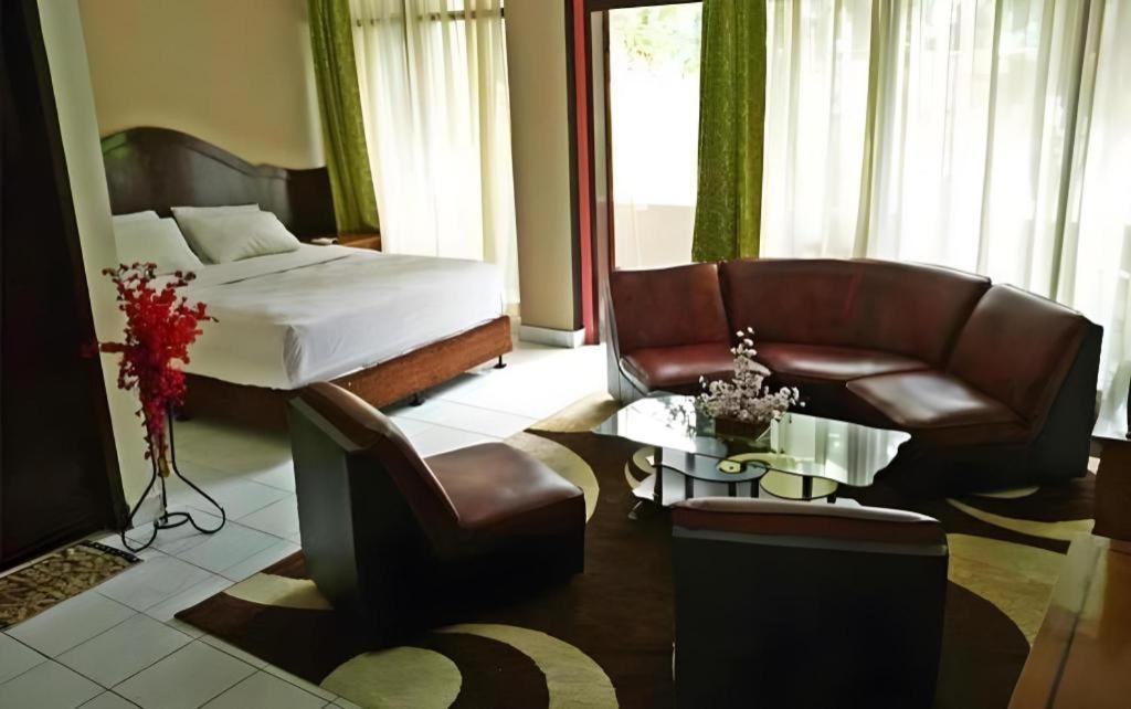 Hotel Benteng Bukittinggi Luaran gambar