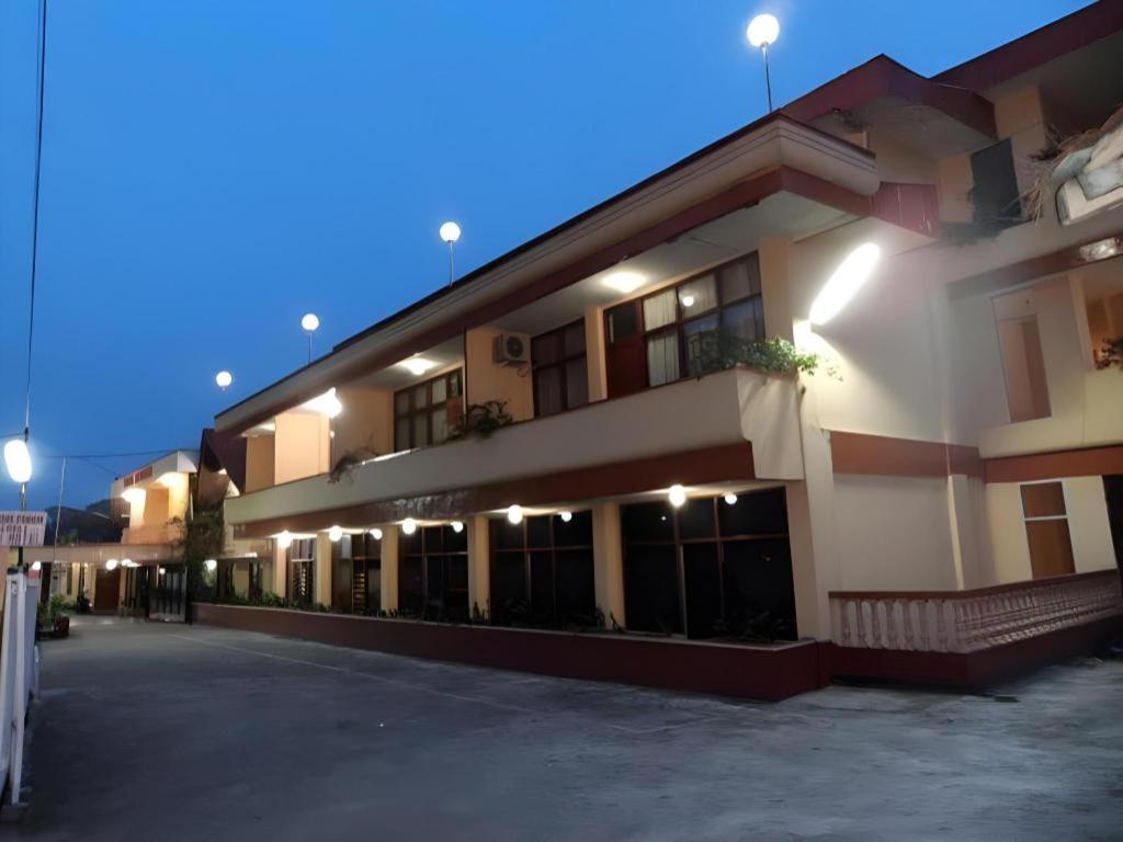 Hotel Benteng Bukittinggi Luaran gambar